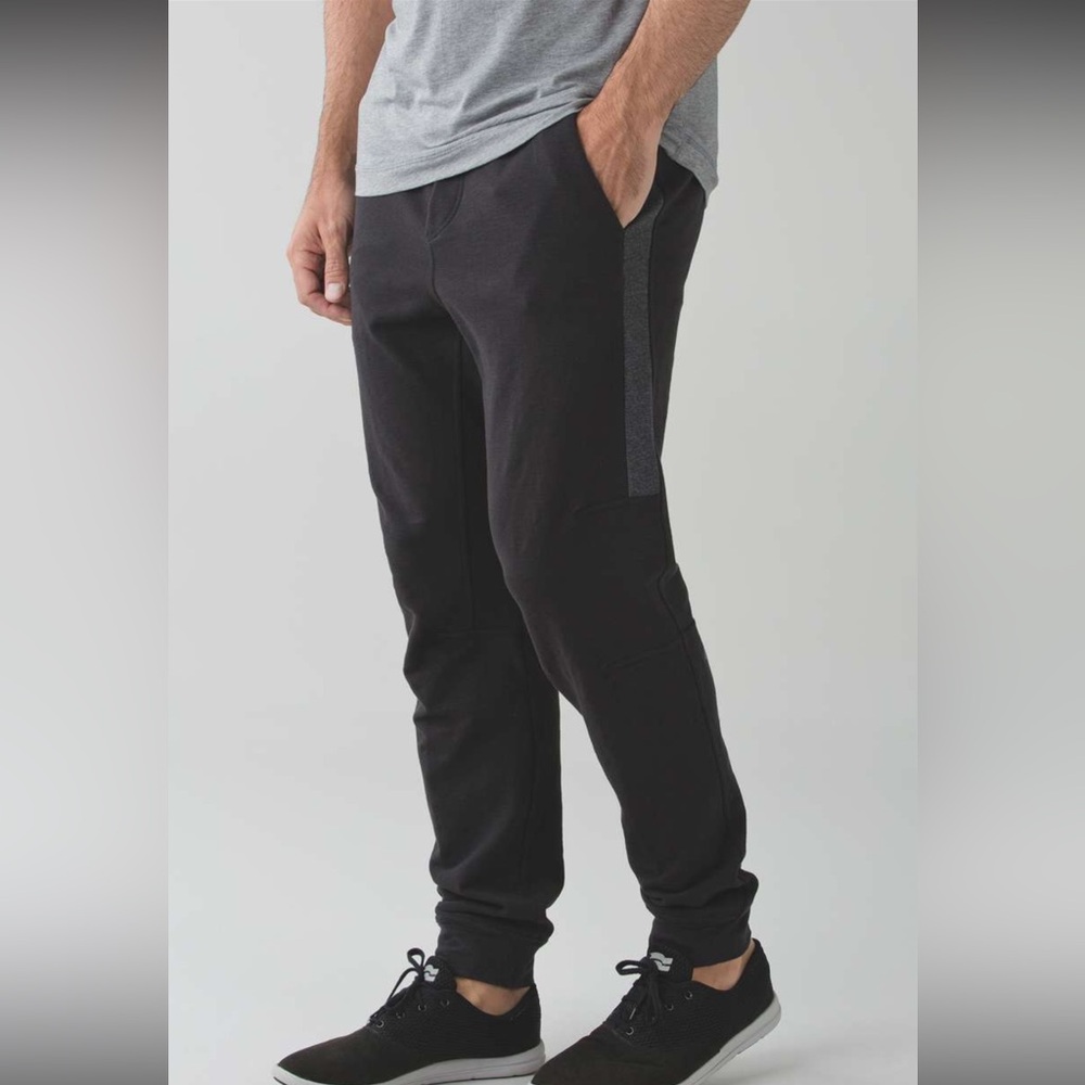 Lululemon city sweat‎ jogger 2nd release two tone gray and black